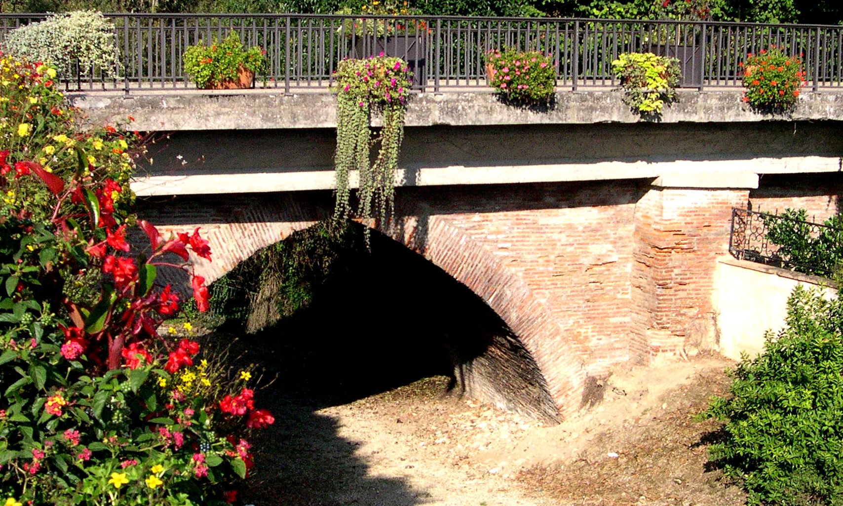 Le pont médiéval de la Rustan